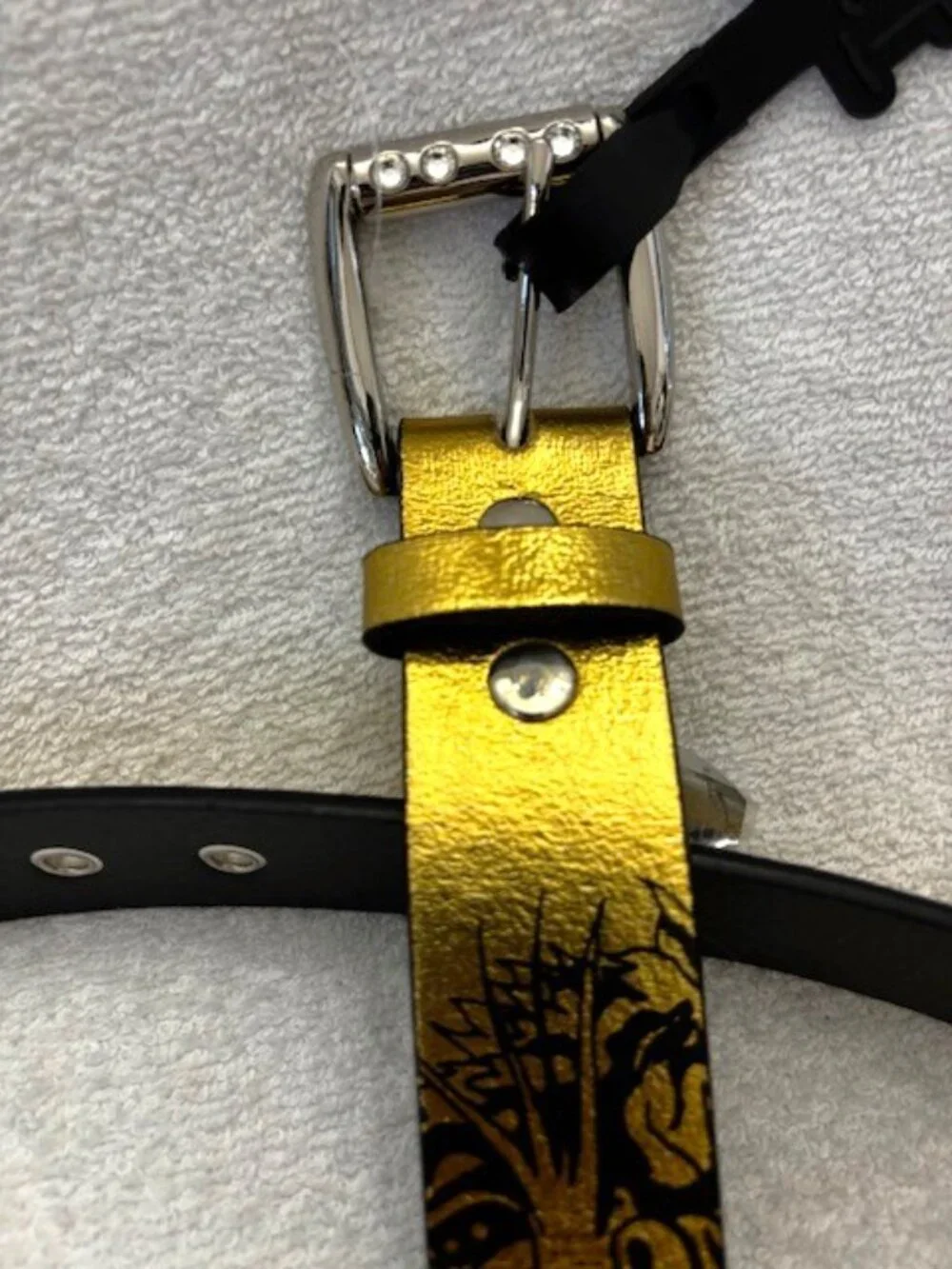 Don Ed Hardy metallic gold belt with rhinestone studded buckle NWT Size 32
